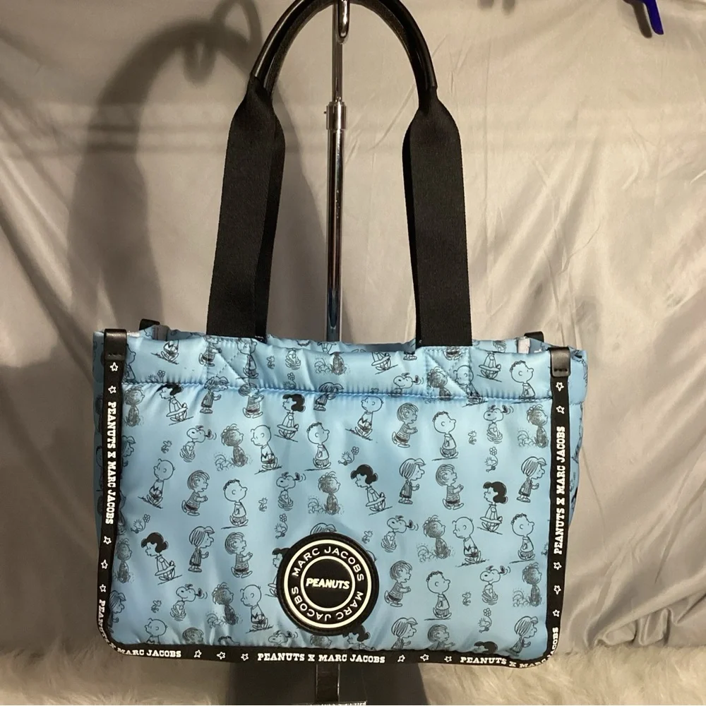 Marc Jacob’s x Peanuts Snoopy Character Printed Blue Nylon Puffy Tote NWOT - Picture 6 of 14